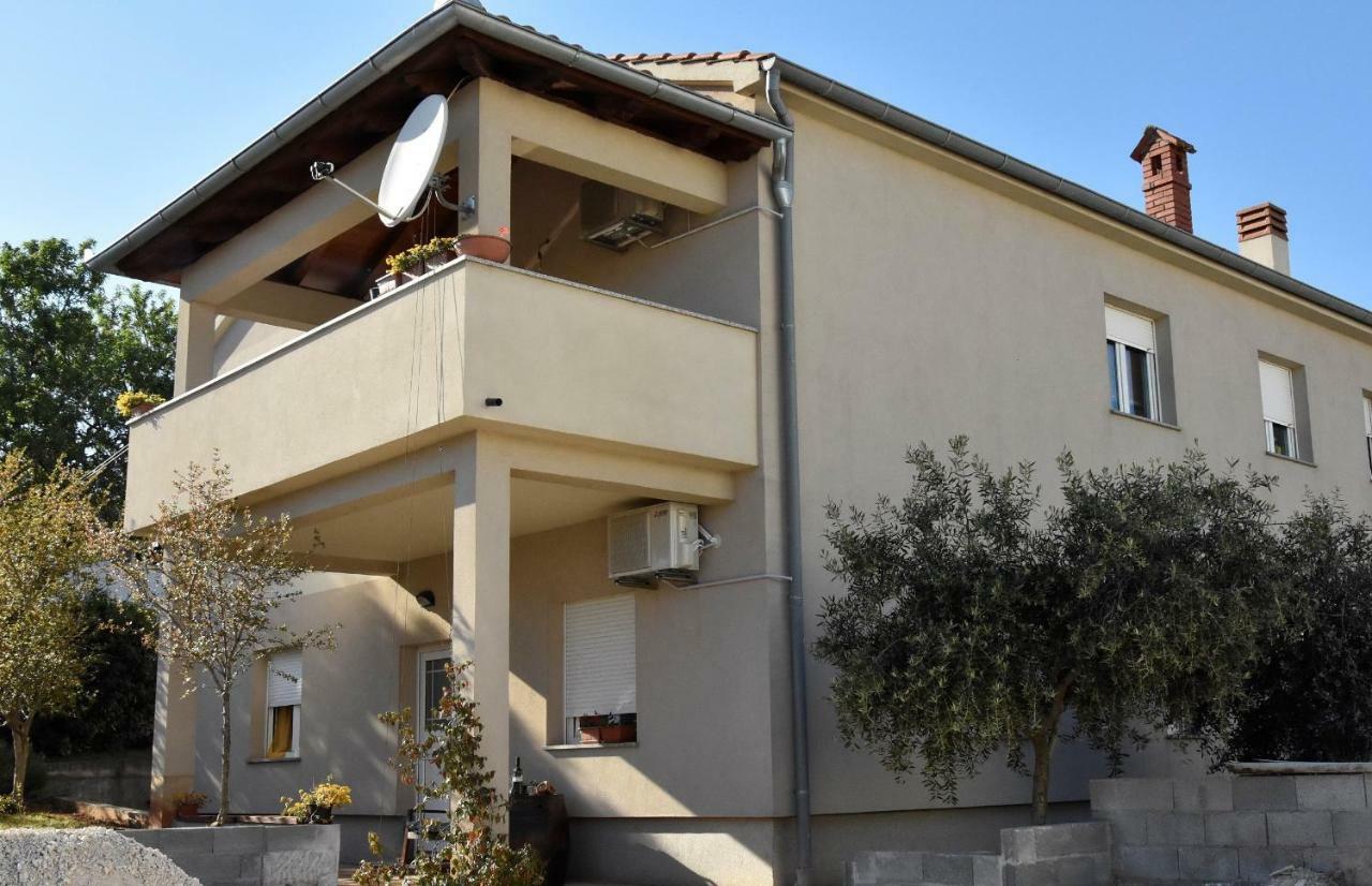 Simba Appartement Pula